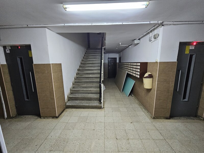 Drumul Taberei, zona Liceu Lovinescu, str. Valea Calugareasca 22, 2 camere,