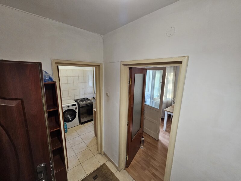 Drumul Taberei, zona Liceu Lovinescu, str. Valea Calugareasca 22, 2 camere,