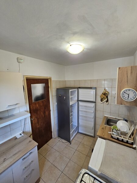 Drumul Taberei, zona Liceu Lovinescu, str. Valea Calugareasca 22, 2 camere,