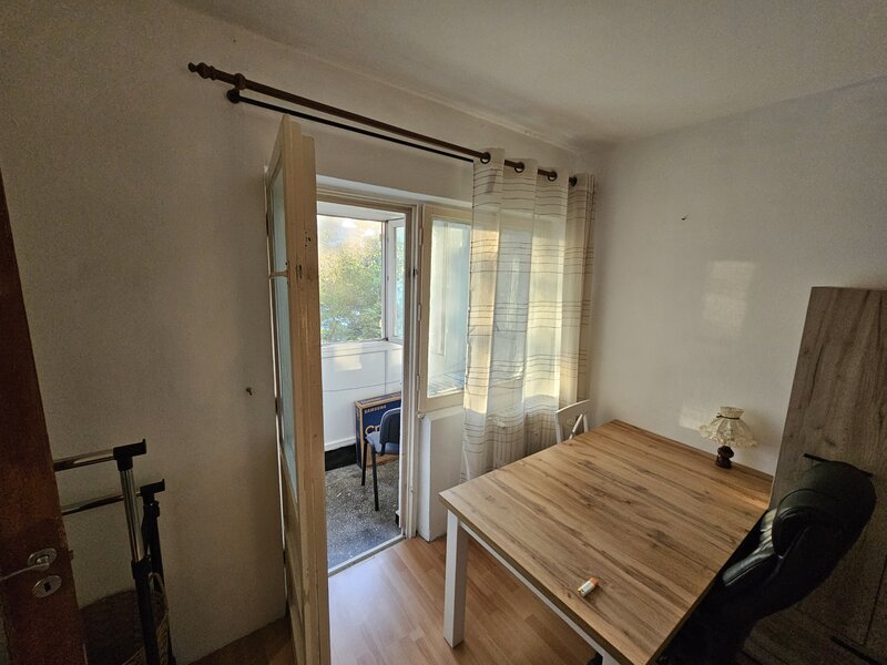Drumul Taberei, zona Liceu Lovinescu, str. Valea Calugareasca 22, 2 camere,